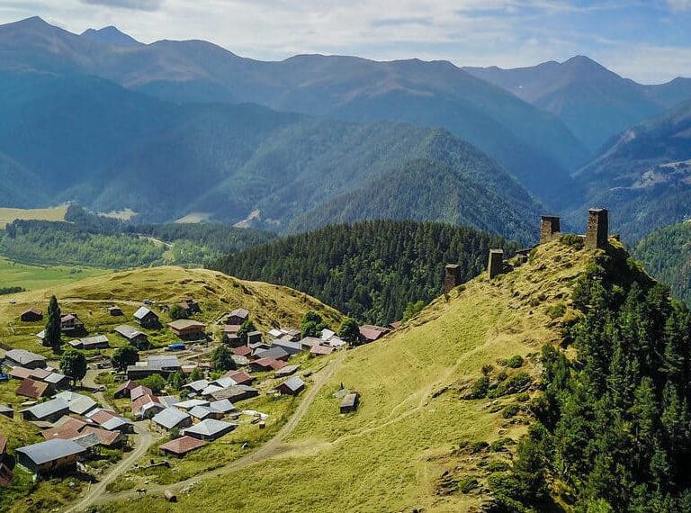 Top Reiseziele Highlights in Georgia – Die wichtigsten Sehenswürdigkeiten für Ihre nächste Georgienreise