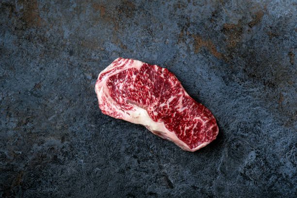 Carnivore Ernährung: Hochwertiges Rindfleisch aus natürlicher Haltung